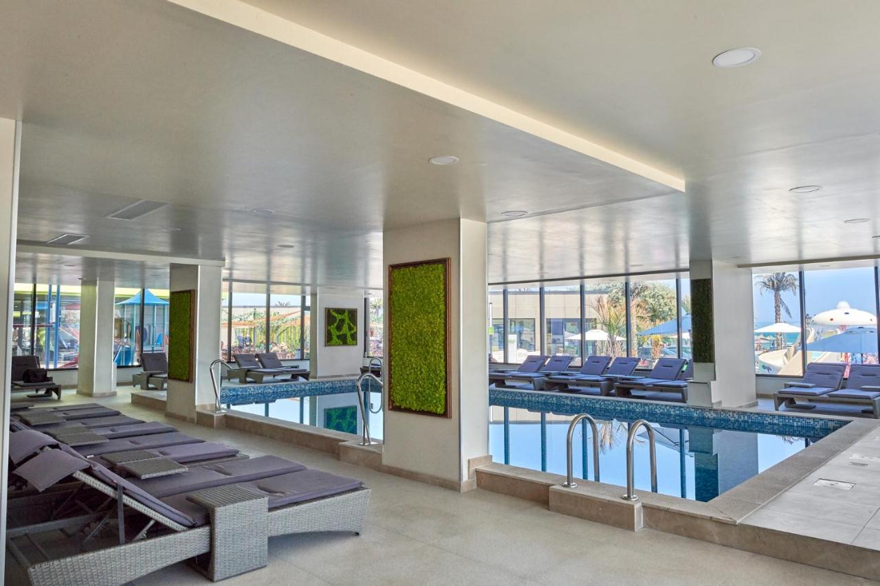 Fancy Apartment In Spa N Pool Beach Resort Mamaia Exterior photo
