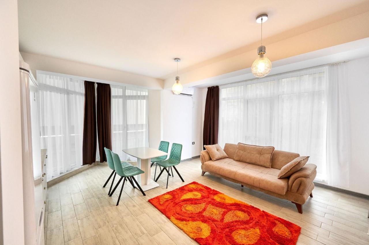 Fancy Apartment In Spa N Pool Beach Resort Mamaia Exterior photo